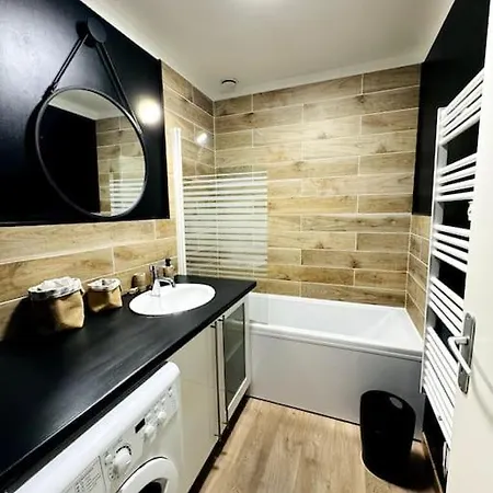 Maison Renovee Et Chaleureuse Proche Du Memorial Holiday home *
